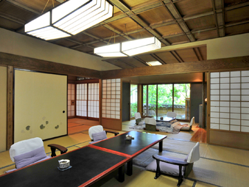 *「葵」和室（10帖～13.5帖）＋板間・半露天風呂付 