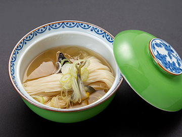 【夕食一例】夏季限定・天然鮎づくし会席（鮎そうめん）