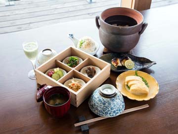 【*朝食一例】素朴でほっこりとする身体に優しい朝ごはん。