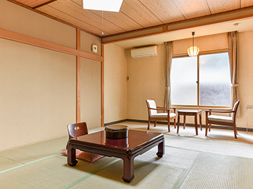 *客室一例：和室10畳