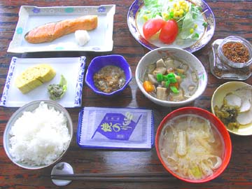 絶品♪和朝食で元気をつけてください。