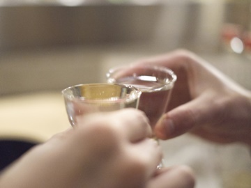館主おすすめの冷酒を１本プレゼント！