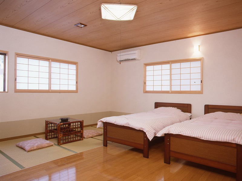 *和室１１畳のお部屋です。のんびり寛げる落ち着いた雰囲気のお部屋です。