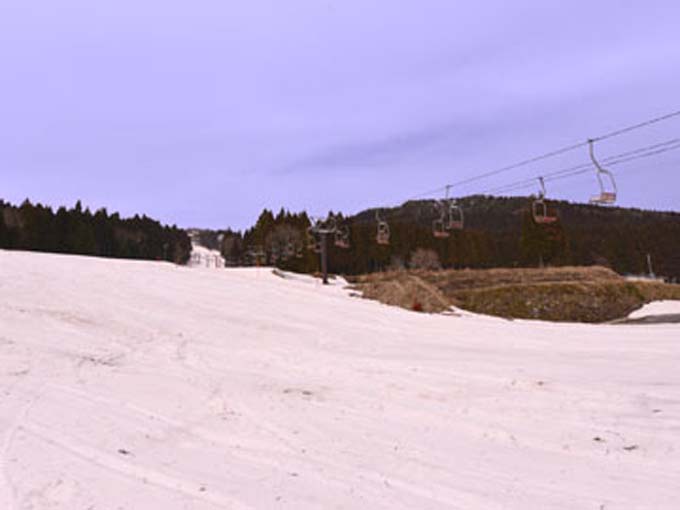 *ハイパーボウル東鉢スキー場/広大爽快のオープンバーンでウィンタースノーを満喫！