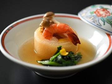 【お食事一例】丁寧に調理し美しく盛り付けた一品