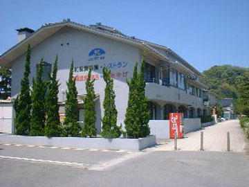 北前館。徒歩５分の温泉施設。