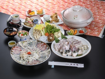 【フグのフルコース】山口に来たならぜひ食べたい！天然のフグをお腹いっぱい召し上がれ。