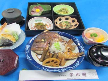 【瀬戸内産の鯛荒炊き付御膳】新鮮とれたての鯛を使用♪