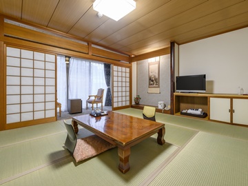 【竹/別邸】純和風の客室は気品ある落ち着いた風情。心和む休日をお過ごし下さい。（客室一例）