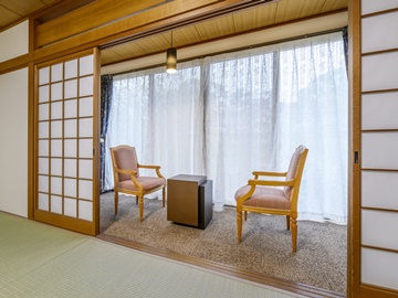 【竹/別邸】四季折々の景色をごゆっくりお楽しみください。（客室一例）