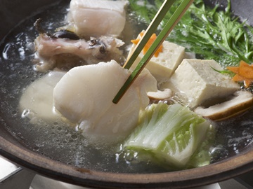 *ご夕食一例（期間限定：日高産 天然本クエ鍋）