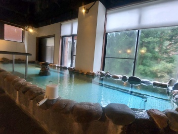 *おくの湯／静かで落ち着く空間で湯治をご堪能ください。