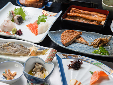 *島宿の創作料理：スタンダード