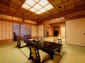 【離れ貴賓室】10帖+10帖の2間続きで広々。ご家族3世代のご旅行にもお勧めです。