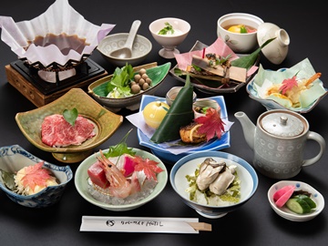 夕食(雪会席)※季節や仕入れ状況により内容はことなります。