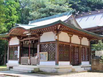 日奈久温泉神社：600年前孝行息子がお告げを受けて発見したという日奈久温泉。その神様を祭る神社。