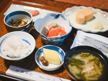 *【朝食一例】温泉旅館ならではの和朝食をご用意いたします