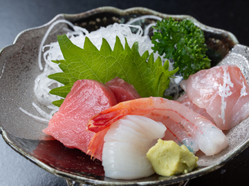 *夕食一例/川魚の禁漁期間は別の食材をご用意しております