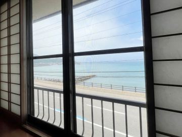 *一部客室からは、産湯海水浴場を眺められます