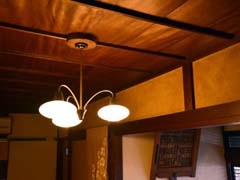 *古民家をベースにリノベーションした当館。落ち着いた雰囲気の隠れ宿で寛ぎのひと時を。