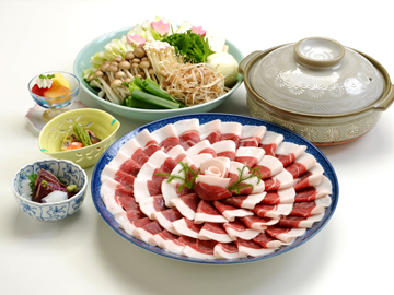 【ぼたん鍋】栄養ばっちり＆ヘルシーな鍋♪（一例）