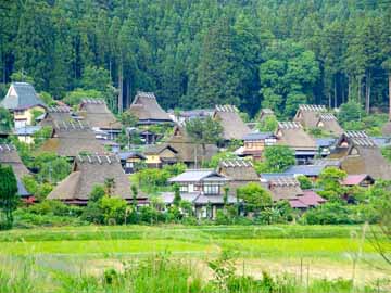 【美山の風景】美山は茅葺屋根の家の現存率が日本一なんです♪