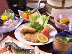 *お夕食一例/岐阜の地産美味にこだわった宿自慢の会席料理をごゆっくりご堪能下さい。