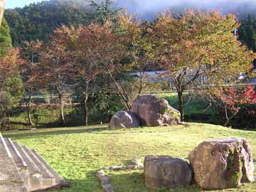 近隣の山々