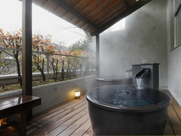 *[霧の森交湯～館]2025年3月リニューアル！清々しい山の空気を感じながらつぼ湯を満喫