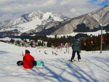 ゲレンデで楽しい休日の思い出を♪
