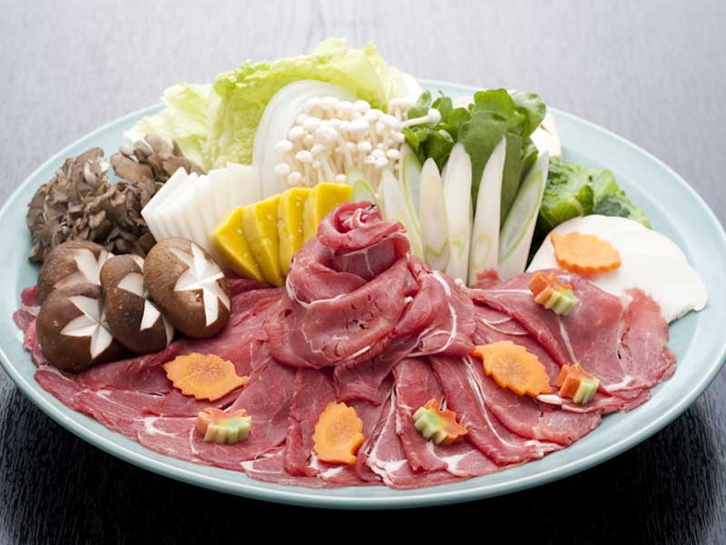 牛しゃぶを囲んであったかいお食事をお楽しみください♪