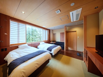 *【客室/寛庵301号室川側】シモンズベッド導入、上質な眠りへと誘う癒しの空間※ワンちゃん不可