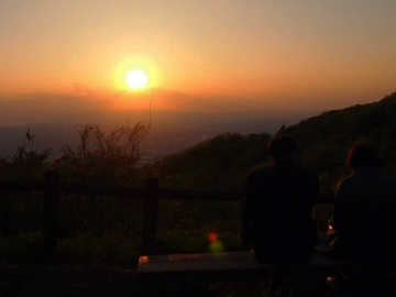 しばらく見入ってしまうほどの大阪平野の夕焼け