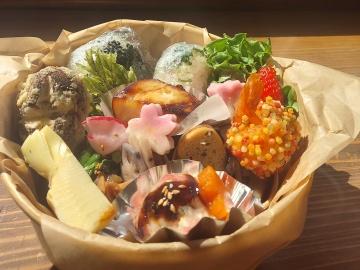 オプションでお昼のお弁当をご用意できます！