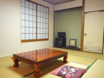 *【客室一例】畳のお部屋でのびのびと♪ファミリー・グループのお客様におすすめ！