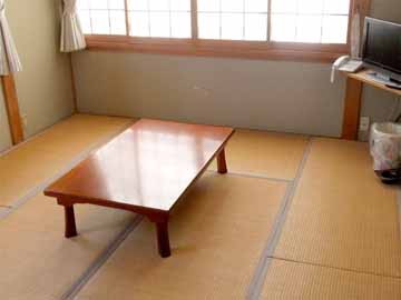 【和室一例】ゆったりお寛ぎいただける和室。