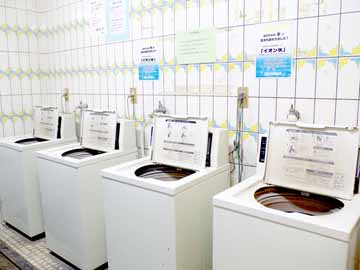 【コインランドリー】汚れたらすぐ洗濯OK!いつでもお気軽にご利用下さい。