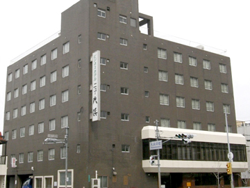 【外観】大浜ICより3分、堺駅より徒歩約8分★お仕事・観光の拠点に便利な立地です。
