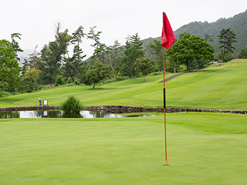 *【妙見富士カントリークラブ】妙見山麓の自然をそのまま活かした本格コース（一例）