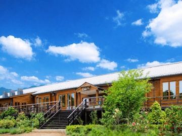 *明治・大正・昭和の校舎が並ぶ｜懐かしさに包まれる特別な時間