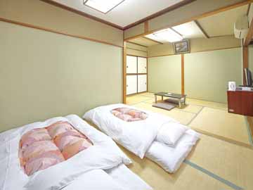 【和室】6名様まで一緒に泊まれる和室