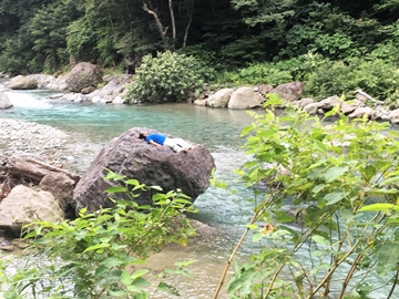 *河原の風景/美しい景色に心から疲れがほぐれていきます。