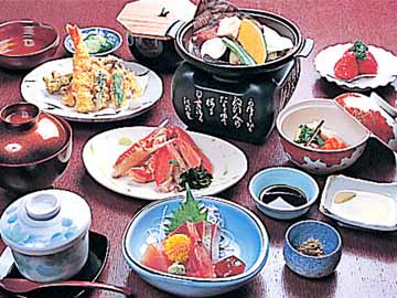 食材を厳選した加賀懐石最上級料理＜松コース＞