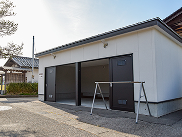 *【屋根付きバイク小屋】