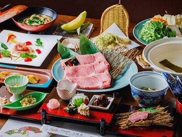 【贅沢！米沢牛温泉しゃぶしゃぶプラン】米沢牛しゃぶしゃぶを中心に、季節を堪能できる特別膳です。