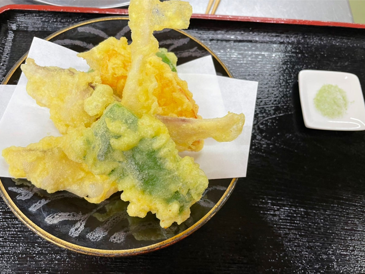 【ネット限定！うめたまプラン】お得な和洋おまかせ膳　天ぷら（うこぎ塩）