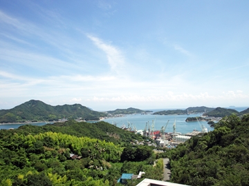 *瀬戸内海の美しい風景を存分にお楽しみください。