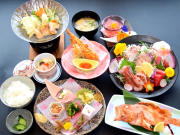 *夕食一例（選魚会席）/自分で選ぶ選魚会席♪新鮮な海の幸をお楽しみ下さい。