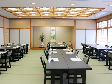 【客室一例】大部屋。親戚の集まりや学生旅行など大人数でのご利用にどうぞ！