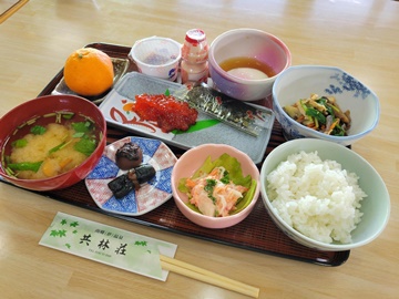 *朝食一例/健康的な和朝食を御提供します